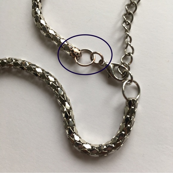Silver Tone Statement Pendant Necklace Rings Door Knocker 18” - 20 1/2” - Picture 7 of 9